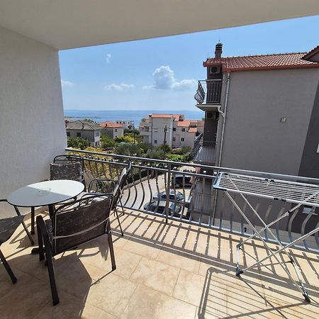Apartments And Rooms Mamic Dugi Rat Luaran gambar