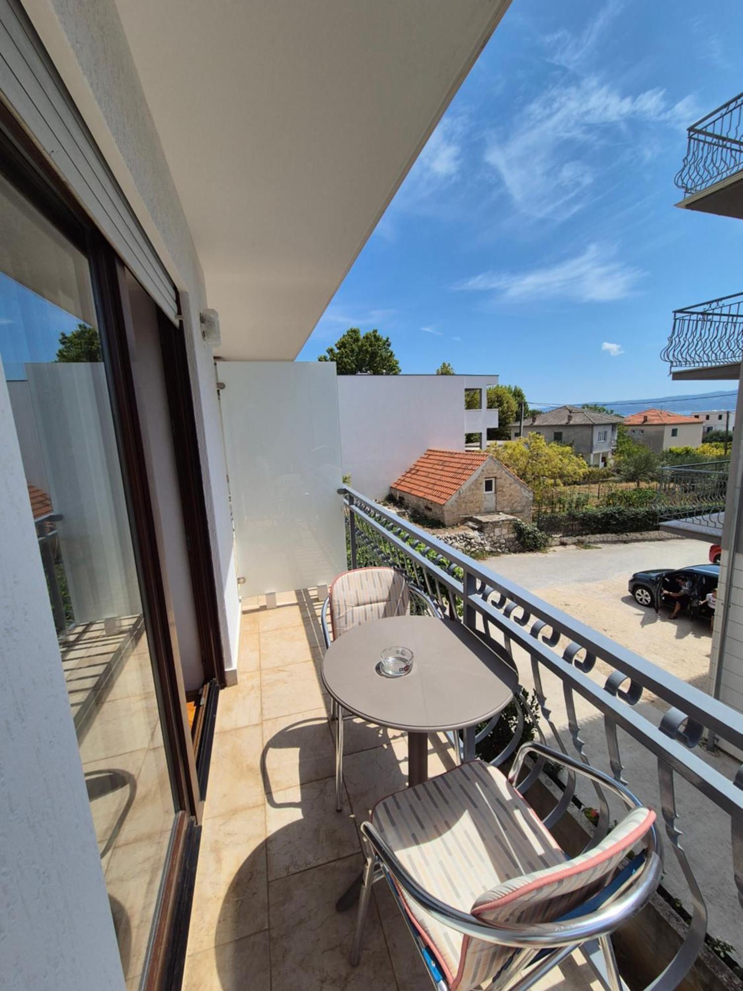 Apartments And Rooms Mamic Dugi Rat Luaran gambar
