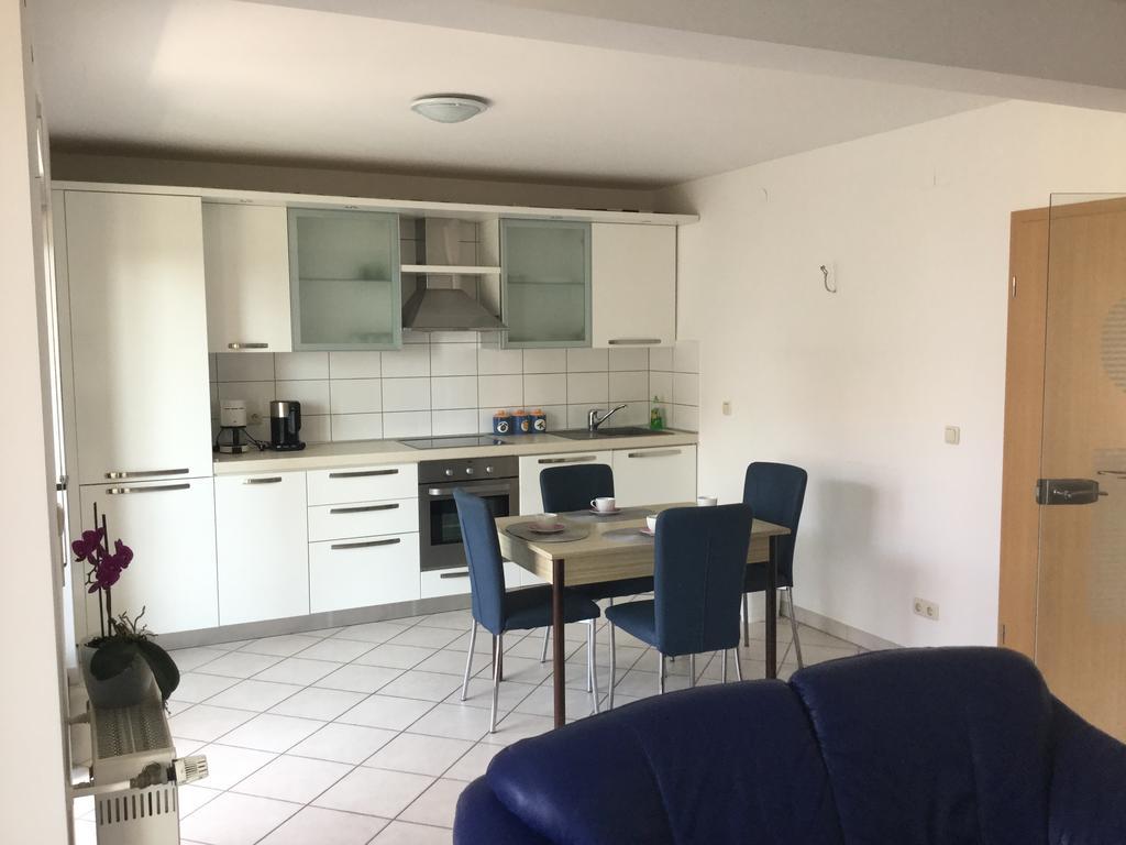 Apartments And Rooms Mamic Dugi Rat Luaran gambar